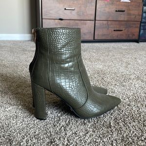 Green gator skin Booties